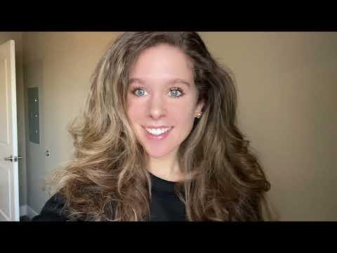 Emily speaking about working with Creative Hustlers
